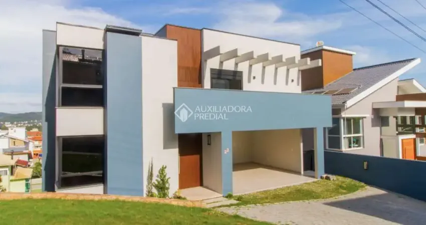 Casa em condomínio fechado com 5 quartos para alugar na Rua Douglas Seabra Levier, 228, Carvoeira, Florianópolis