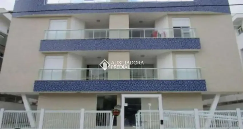 Apartamento com 3 quartos para alugar na Rua Abel Álvares Cabral Júnior, 530, Ingleses do Rio Vermelho, Florianópolis