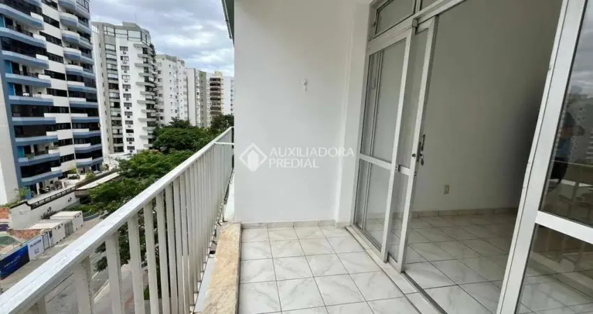 Apartamento com 2 quartos para alugar na Rua Esteves Júnior, 592, Centro, Florianópolis