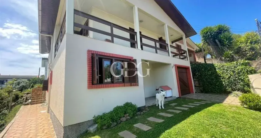 Casa com 6 quartos à venda no Diamantino, Caxias do Sul 