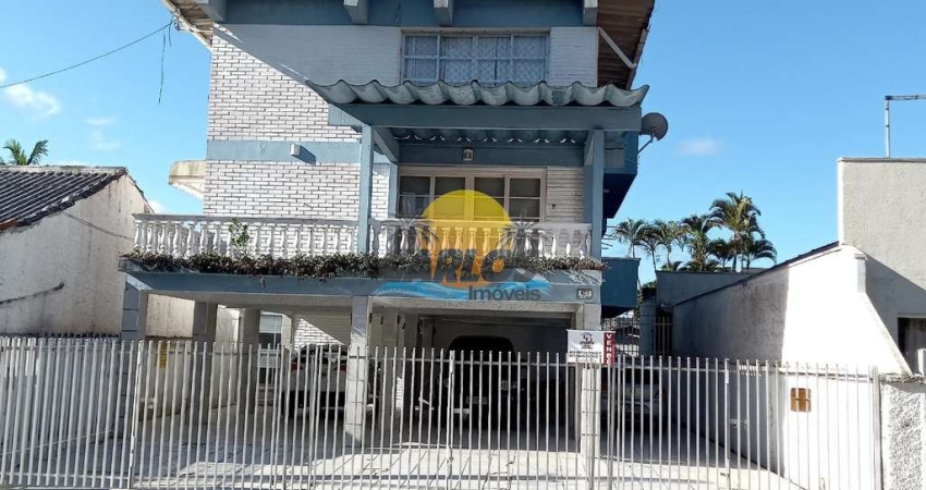 Apartamento à venda na Kennedy, 420, Caiobá, Matinhos