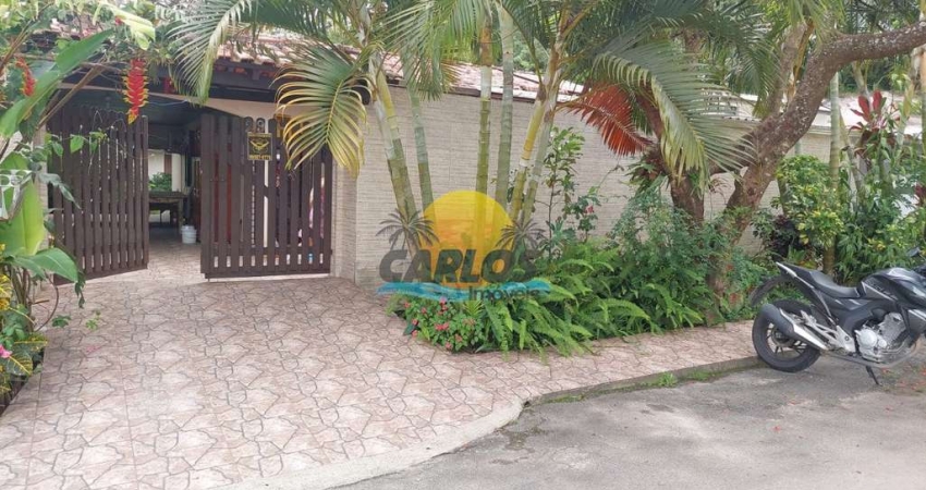Casa com 5 quartos à venda na Cenira da Silva Mesquita, 29, Centro, Matinhos