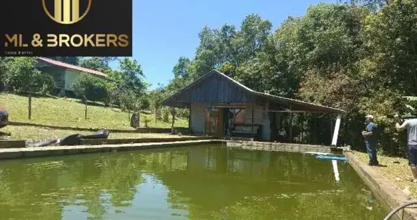 CHÁCARA CONTENDA COND FECHADO/02 CASAS/TANQUE PEIXE