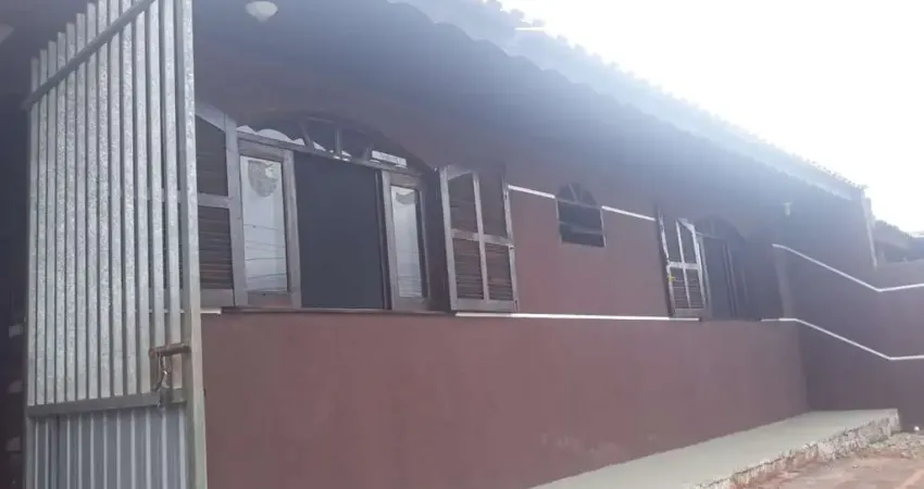 CASA 115 M2 / PERTO CÂMARA MUNICIPALO / IDEAL INVESTIDOR