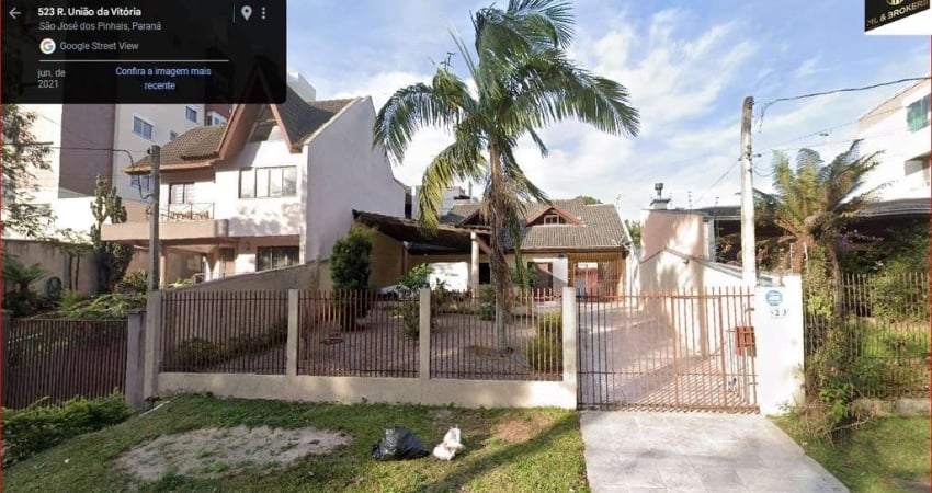 Casa à venda na Rua União da Vitória, 523, Silveira da Motta, São José dos Pinhais
