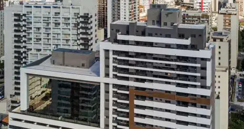 Apartamento para venda no bairro Água Verde em Curitiba
