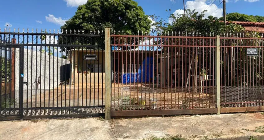 !! vendo ótima casa na quadra 17 do setor sul do gama ao lado da br com fácil acesso ao terminal brt sul !!