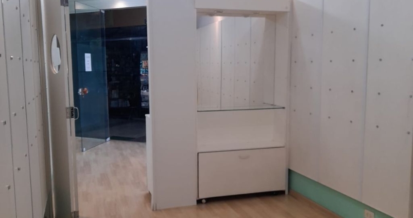 Excelente Loja Comercial -Pacote $2.000,00- Venha Conhecer!!