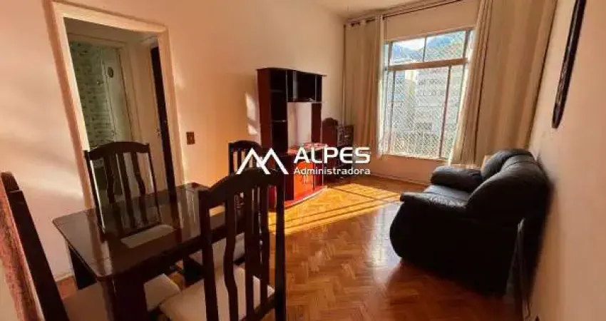 Apartamento quarto e sala, mobiliado, ensolarado, com vista livre e próximo a faculdade.