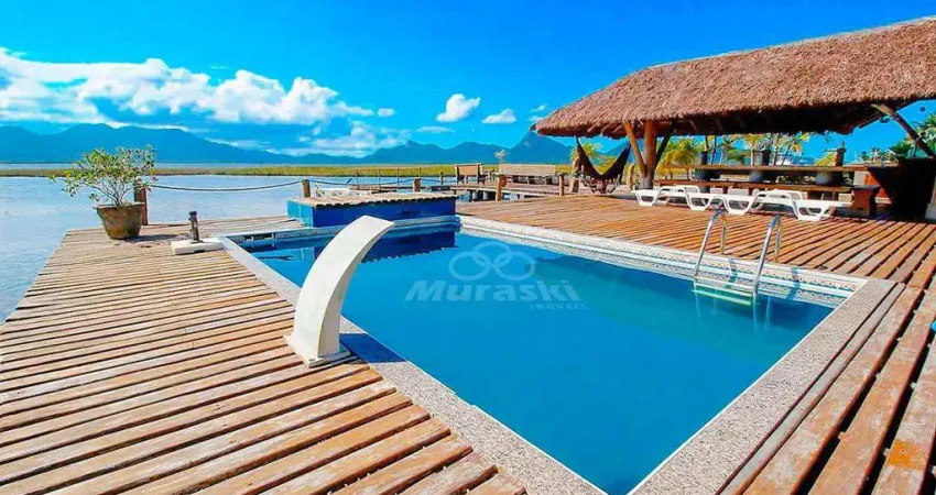 Casa com 6 dormitórios à venda, 629 m² por R$ 7.500.000,00 - Piçarras - Guaratuba/PR