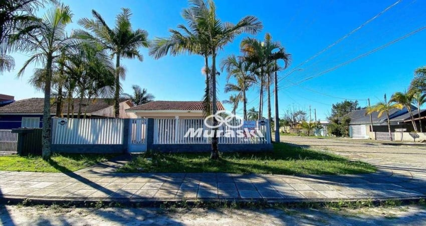 Casa com 3 dormitórios à venda, 160 m² por R$ 862.000,00 - Nereidas - Guaratuba/PR
