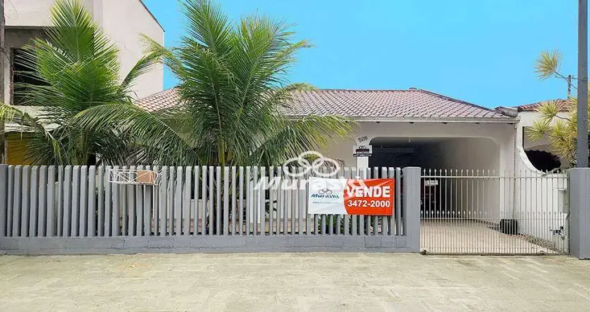 Casa com 3 dormitórios à venda, 130 m² por R$ 690.000,00 - Centro - Guaratuba/PR