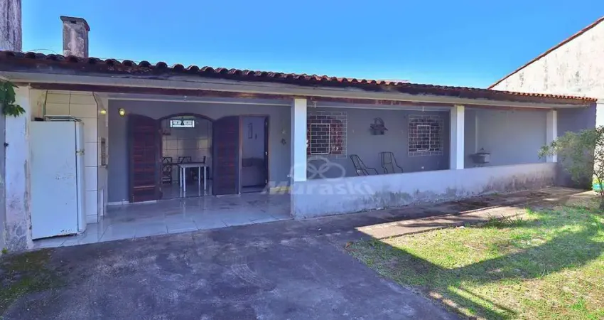 Casa com 2 dormitórios à venda, 80 m² por R$ 375.000,00 - Brejatuba - Guaratuba/PR