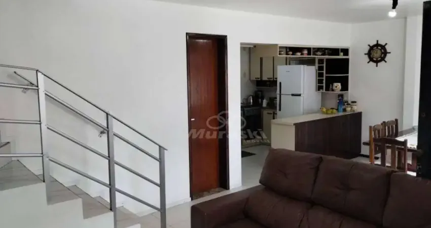 Casa com 3 quartos à venda na Rua Barão do Cerro Azul, 648, Brejatuba, Guaratuba