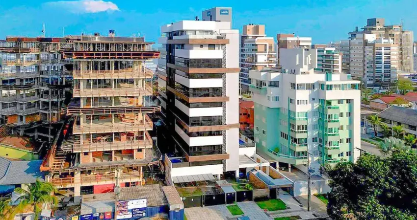 Belíssimo Apartamento com 3 suítes à venda por R$ 2.200.000 - Centro - Guaratuba/PR