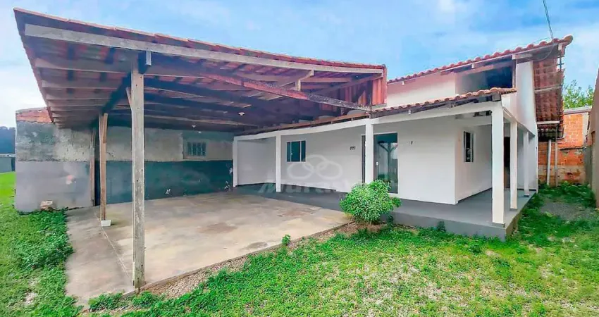 Casa com 2 dormitórios à venda, 60 m² por R$ 270.000,00 - Coroados - Guaratuba/PR