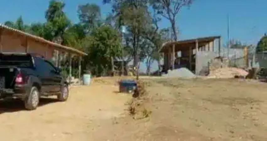 Chácara com 3 dormitórios à venda, 2150 m² por R$ 320.000,00 - Ponunduva - Cajamar/SP