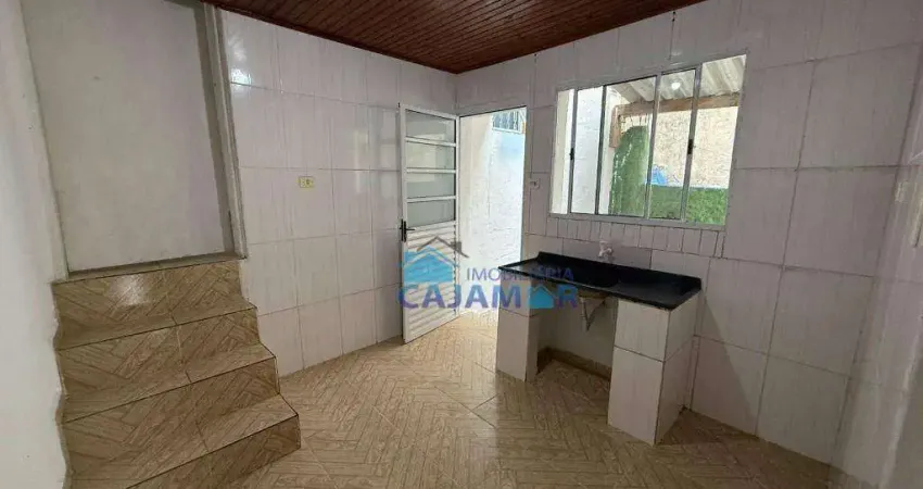 Casa com 2 dormitórios para alugar, 50 m² por r$ 1.000/mês - são roberto (jordanésia) - cajamar/sp