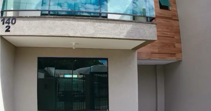 Vendo Sobrado novo com suite, 80M2 Bairro Uberaba. Area tranquila e segura