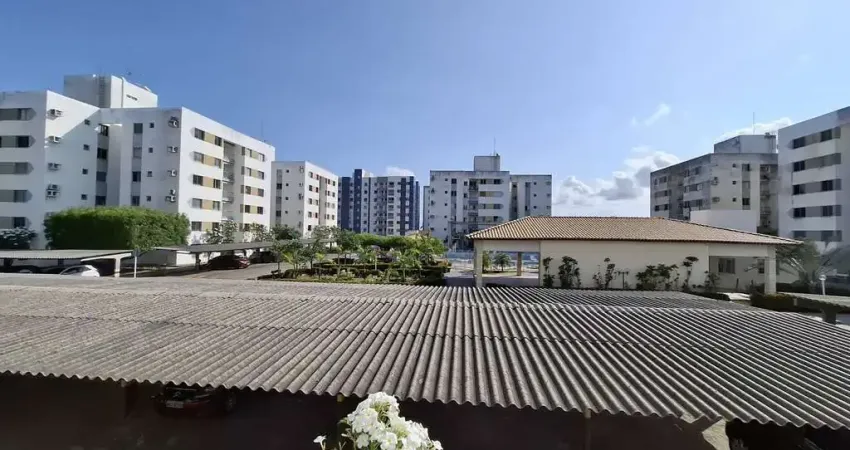 Apartamento  mobiliado,  com três quartos -  à venda na Aruana
