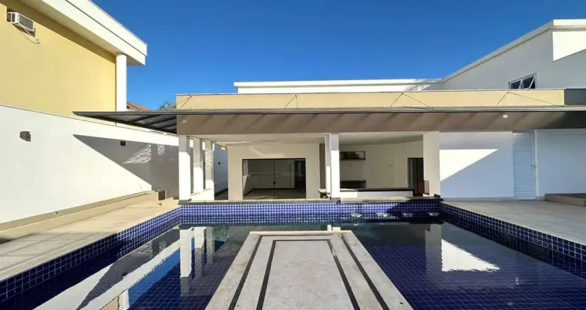 Casa de Luxo com 5 Suítes no Condomínio Parque Imperial!