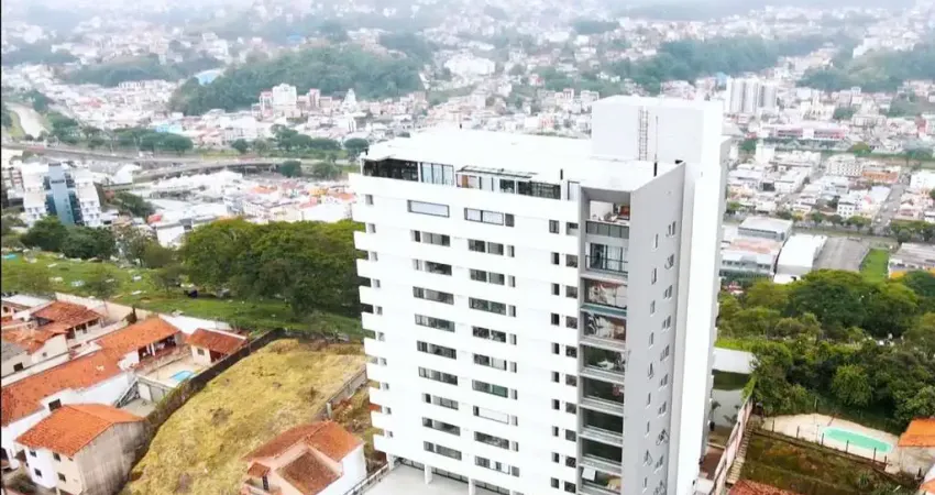 Sua vida merece um palco à altura, e essa cobertura no Granbery é o cenário perfeito!