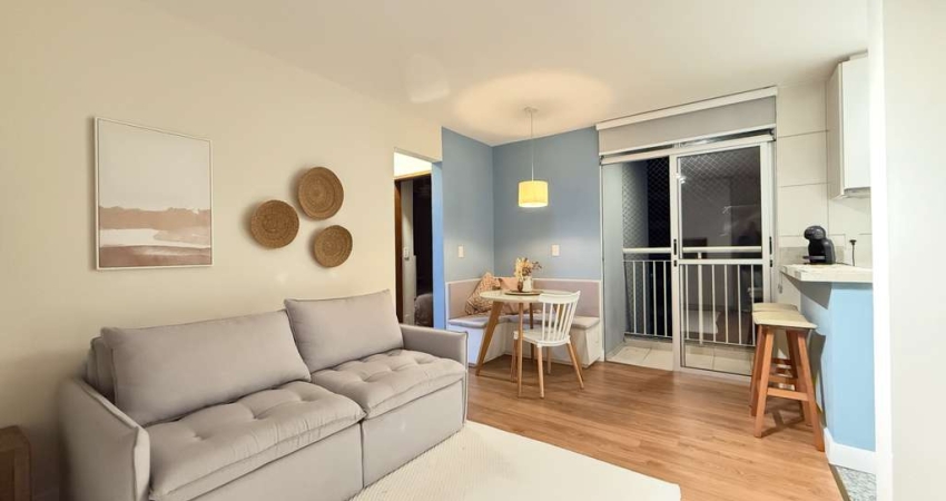 Parcialmente mobiliado, moderno e pronto para morar no Ville Rubi no bairro Estrela Sul ! Apartamento 02 quartos à venda.