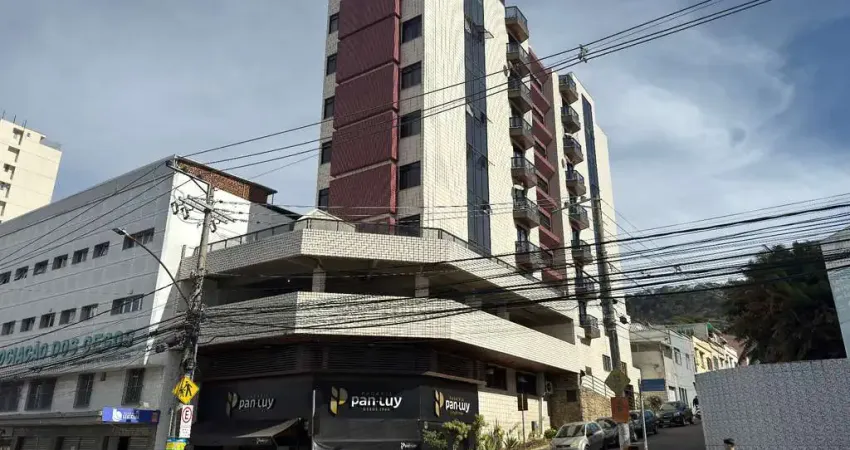 Cobertura à venda no bairro Morro da Glória! Morar nas alturas é viver com mais privacidade, vista e liberdade!