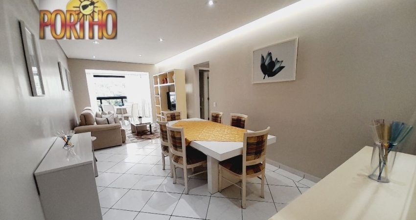 Apartamento em Pitangueiras  Reformado - 300 metros da Praia
