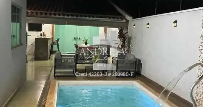 CASA DE 3 QUARTOS SENDO 1 SUITE COM PISCINA NO CONDOMINIO FLAMBOYANT