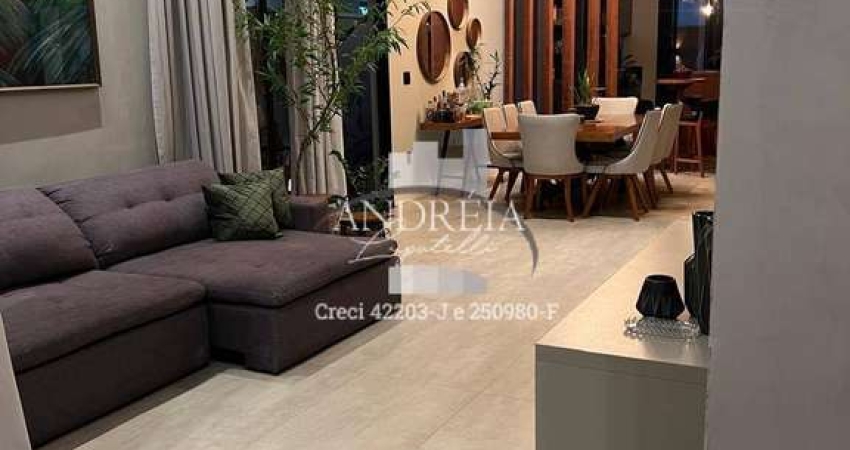 CASA NO CONDOMINIO PORTAL DAS TIPUANAS