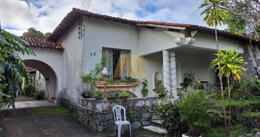 Casa com 3 quartos à venda na Rua Oldemburgo da Silva Paranhos, Pitanguinha, Maceió
