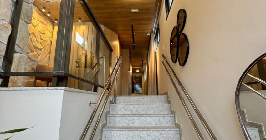 ⚠️ Studio com varanda, nascente, Caminho das Árvores