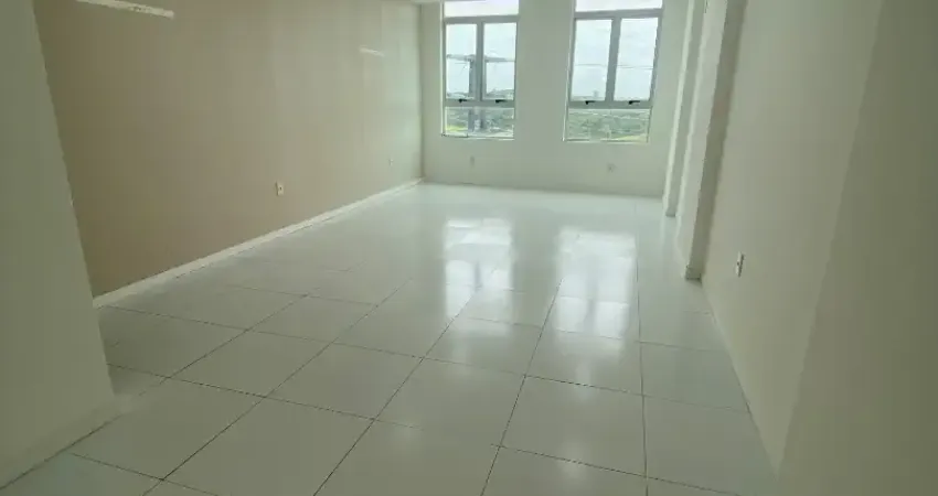 Alugo sala comercial evolution business, 5min da av paralela, 30m