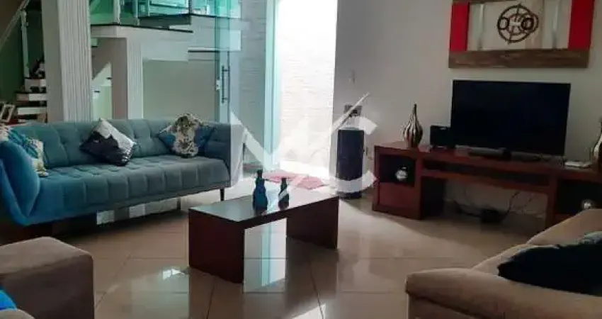 Casa com 6 quartos para alugar no Parque Itamarati, Jacareí