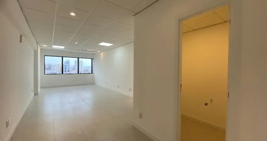 Sala comercial disponível a venda no bairro estreito florianópolis