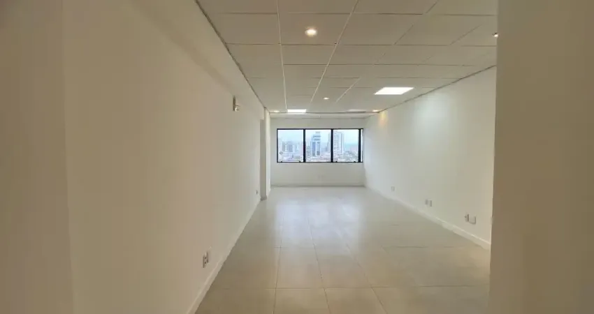 Sala comercial disponível a venda no bairro estreito florianópolis