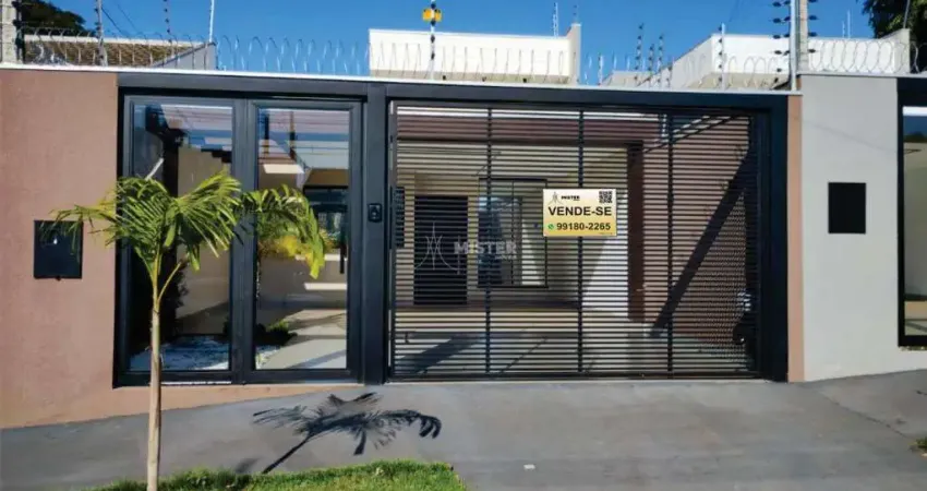 Casa à venda em Maringá, Jardim Alvorada - Com Piscina e Área de Lazer