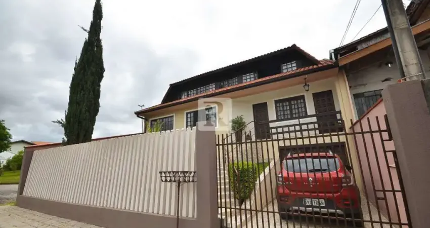 Casa com 3 quartos à venda na Alexandre Dalcuch, 156, Bacacheri, Curitiba