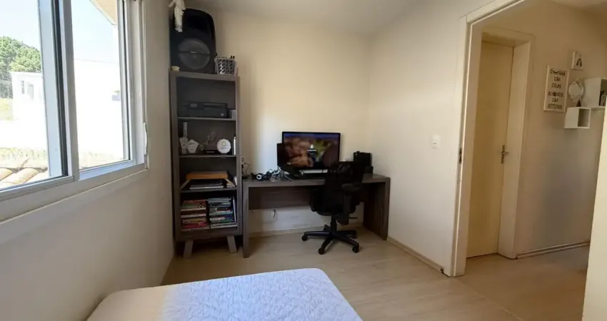 Sobrado 2 quartos, banheiro, lavado e 1 vaga no nossa sra da saúde em caxias do sul