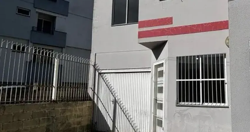 Barbada. sobrado á venda no bairro são giácomo em caxias do sul