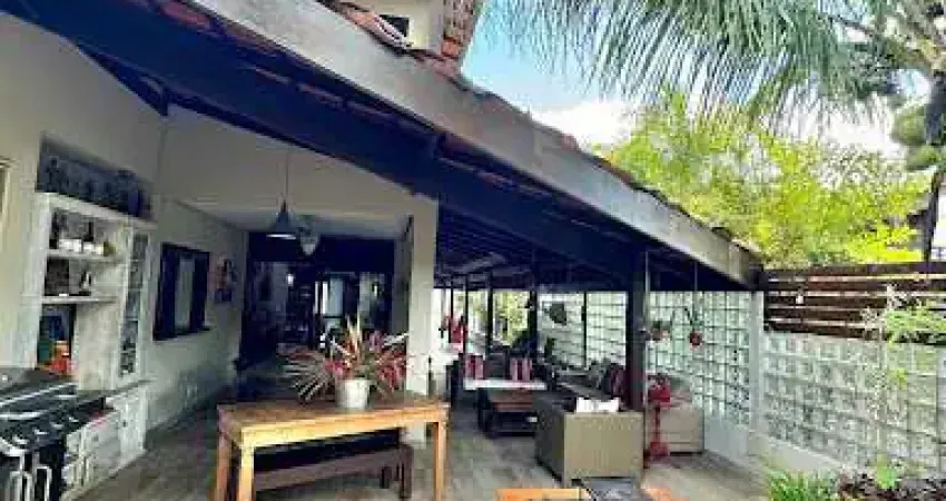 Casa com 5 dormitórios, 330 m² - venda por R$ 4.400.000,00 ou aluguel por R$ 25.000,00/mês - Baleia - São Sebastião/SP