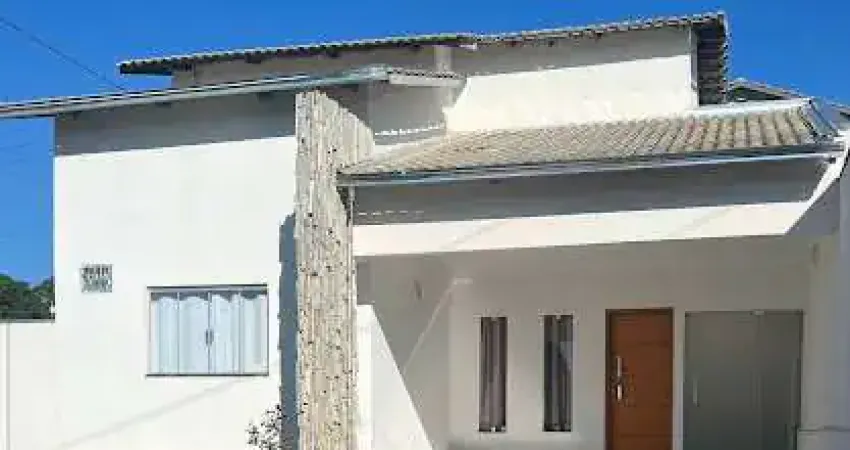 Casa com 3 quartos à venda na Rua RA 5, Residencial Araguaia, Anápolis