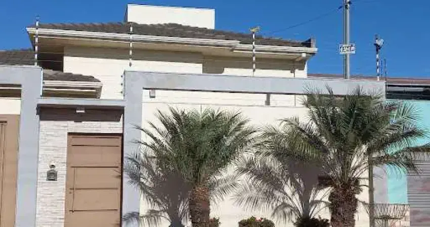 Casa com 3 dormitórios à venda, 360 m² por R$ 690.000,00 - Parque Brasília - Anápolis/GO