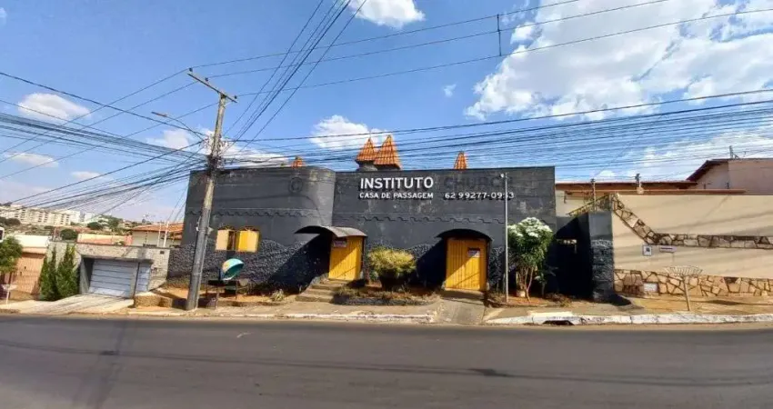 Prédio à venda, 300 m² por R$ 800.000,00 - Jardim Ana Paula - Anápolis/GO