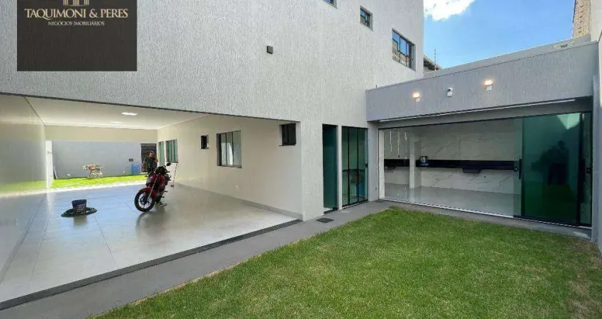 Sobrado com 4 dormitórios à venda, 293 m² por R$ 2.500.000,00 - Residencial Villa Bella - Anápolis/GO