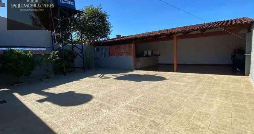 Casa com 3 dormitórios à venda, 220 m² por R$ 690.000,00 - São Carlos - Anápolis/GO
