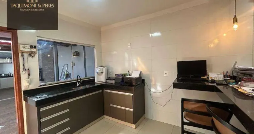 Casa com 3 quartos para alugar na Rua L-013, Jardim Europa, Anápolis