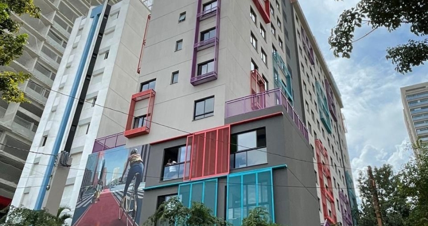 Studio garden de 39m² com jardim em Pinheiros.