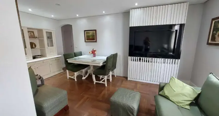 Confortável apartamento tipo para venda em Moema com 3 quartos, sendo 1 suíte, 85m²